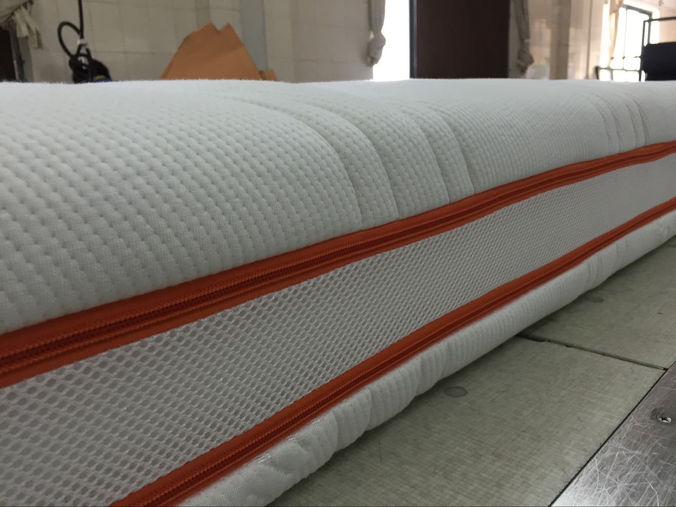 3D ventilation band on latex mattress